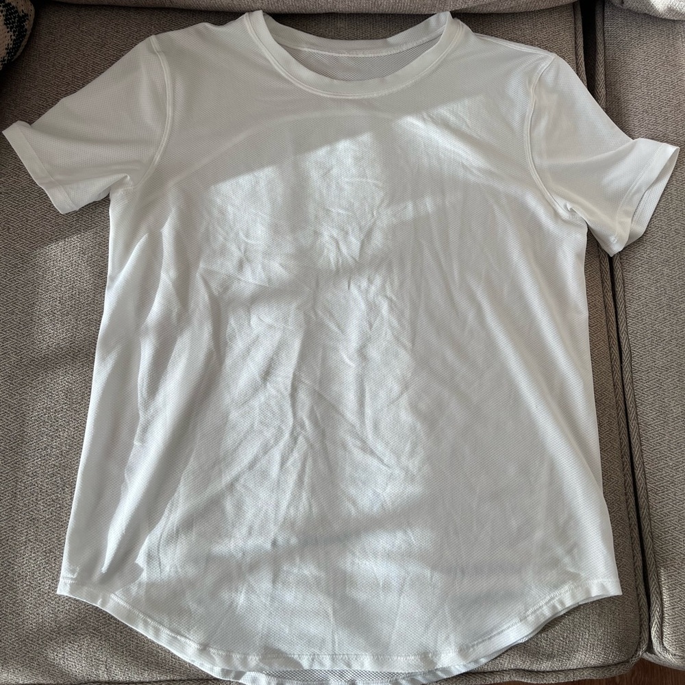 Lululemon Women’s White Workout Top Size S